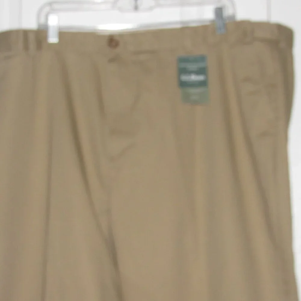 L.L. BEAN Men’s Hidden Comfort Waist Wrinkle-Resistant Tan Cotton Pants Size 46